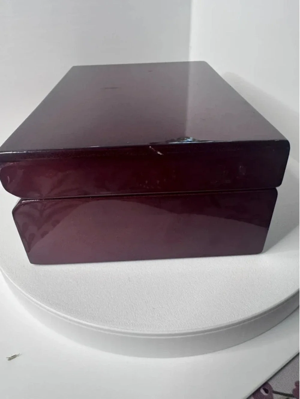 Jewelry box